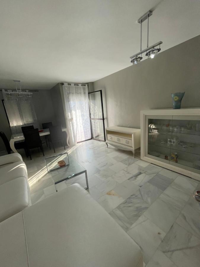 Apartamento Jardines Del Rocio Torre Del Mar Zewnętrze zdjęcie