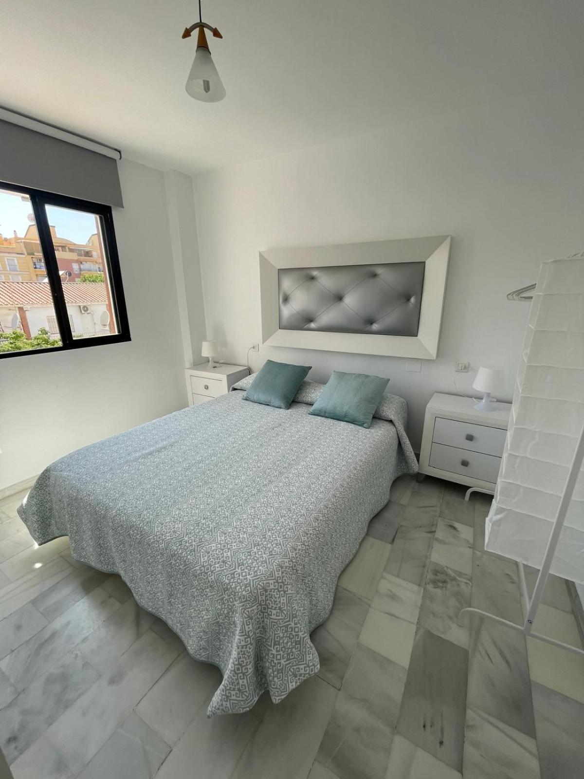 Apartamento Jardines Del Rocio Torre Del Mar Zewnętrze zdjęcie